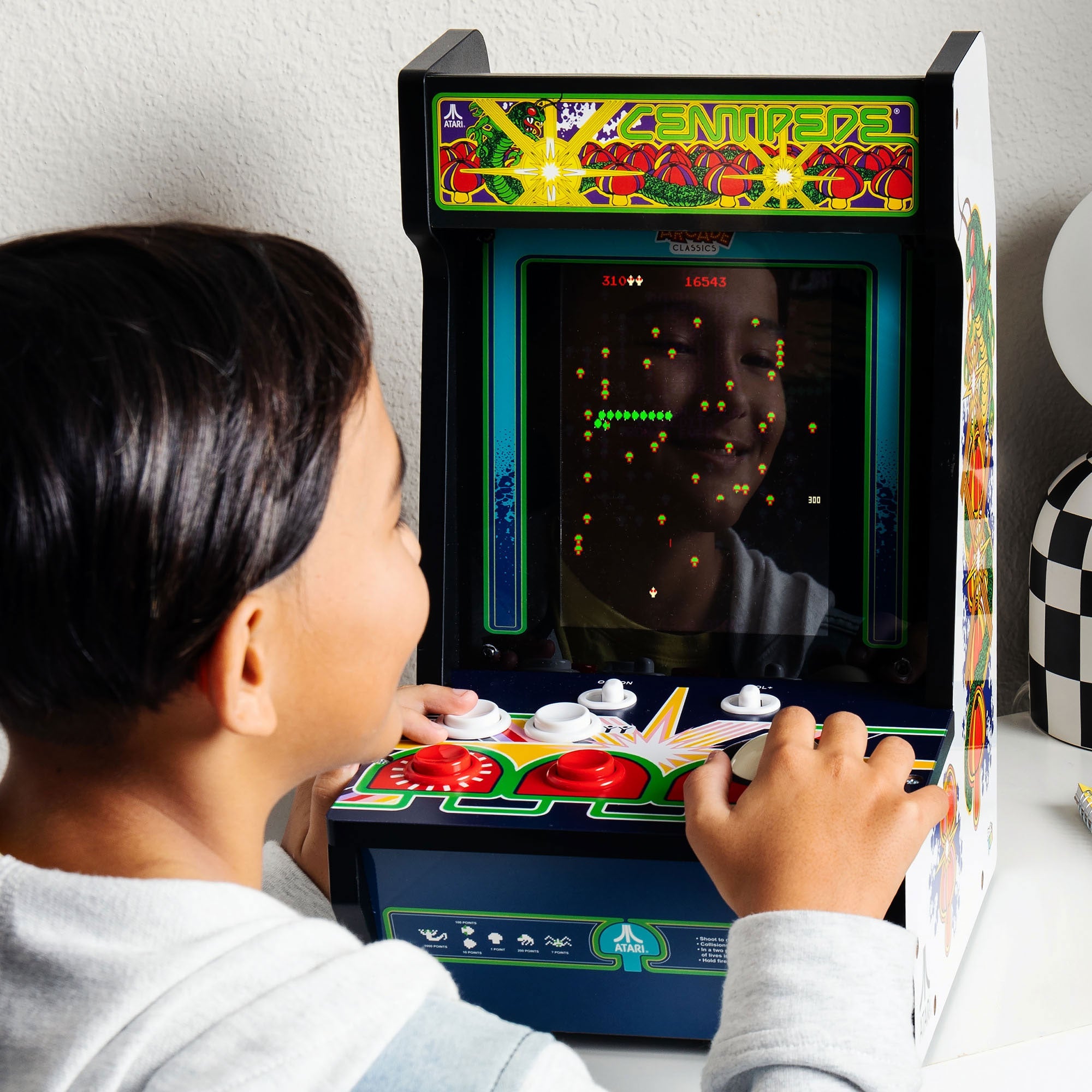 Atari CENTIPEDE 1/6スケールアーケードゲーム New Wave Toys Replicade Atari Centipede 1/6 Scale Arcade Game 100