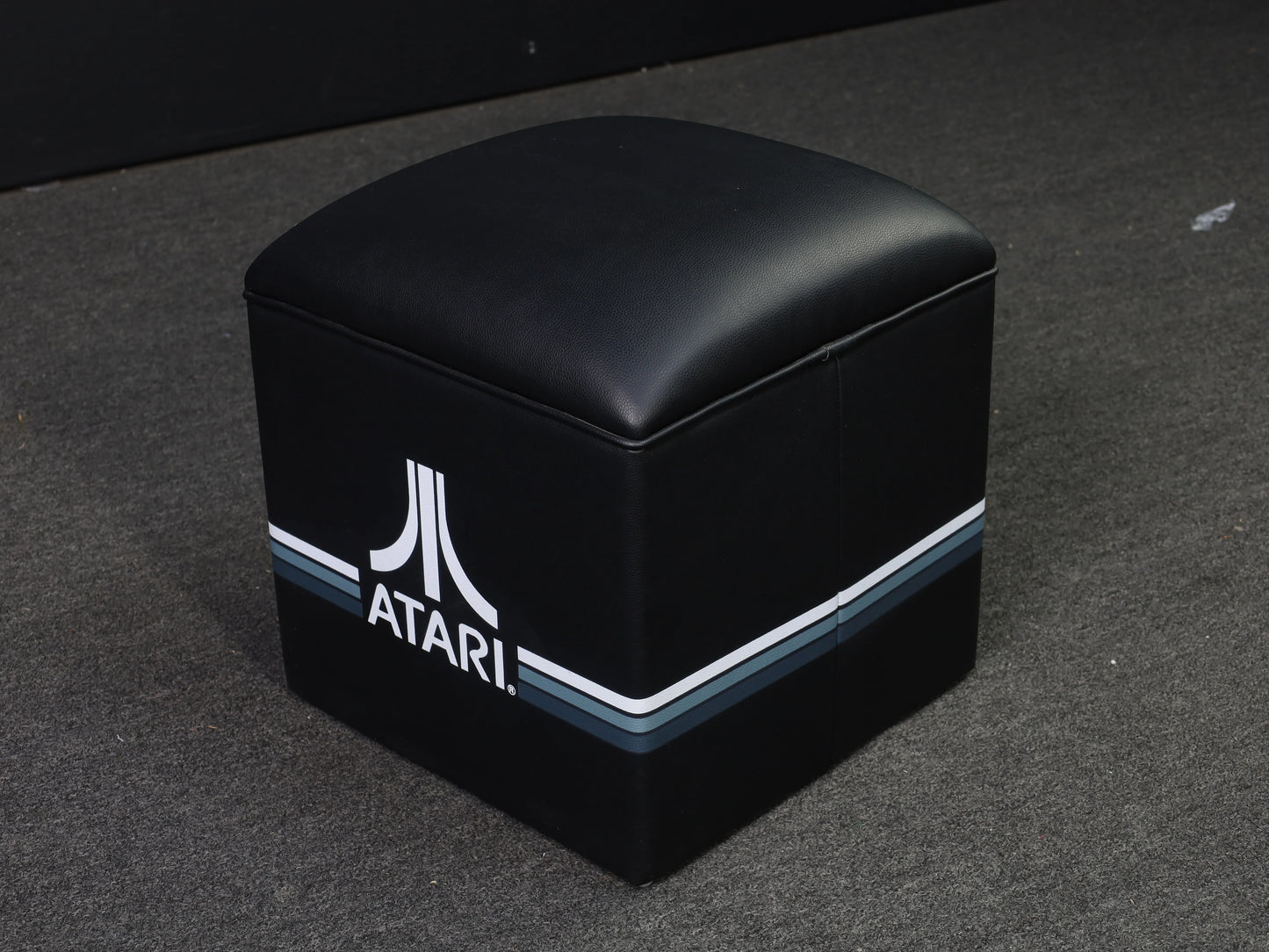 Set of 2 Stools for PONG Mechanical Coffee Table