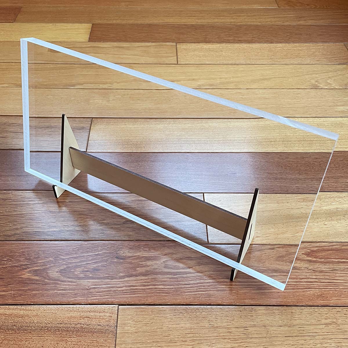 Desktop Art Stand - Wide